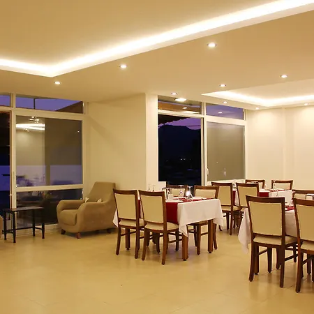 Otel Defne Lorina 2*