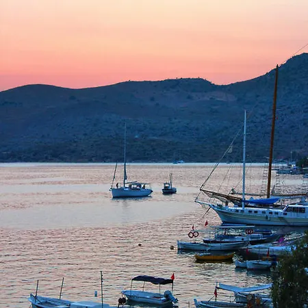 Otel Defne Lorina 2*