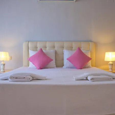 Defne Lorina Otel Marmaris