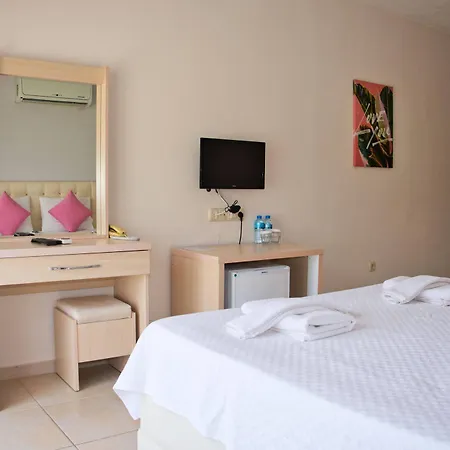 Otel Defne Lorina Marmaris