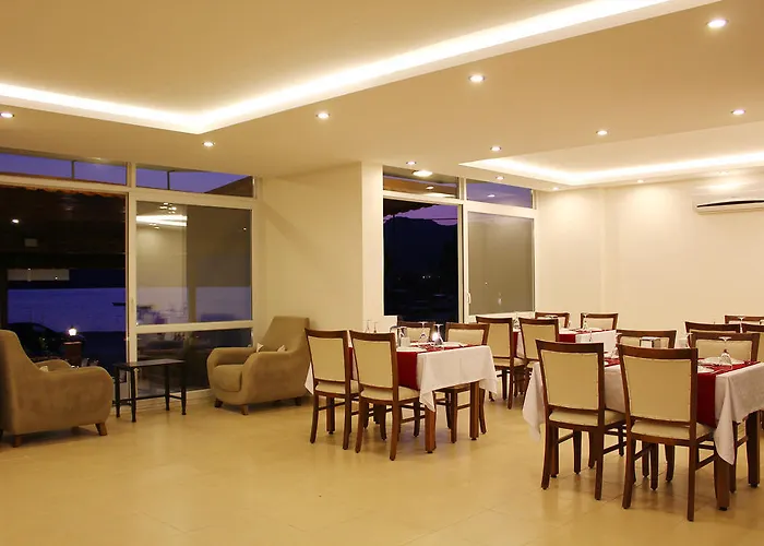 מלון Defne Lorina 2*