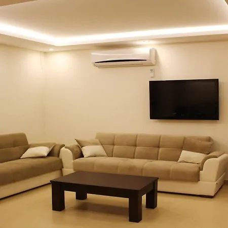 Defne Lorina Marmaris