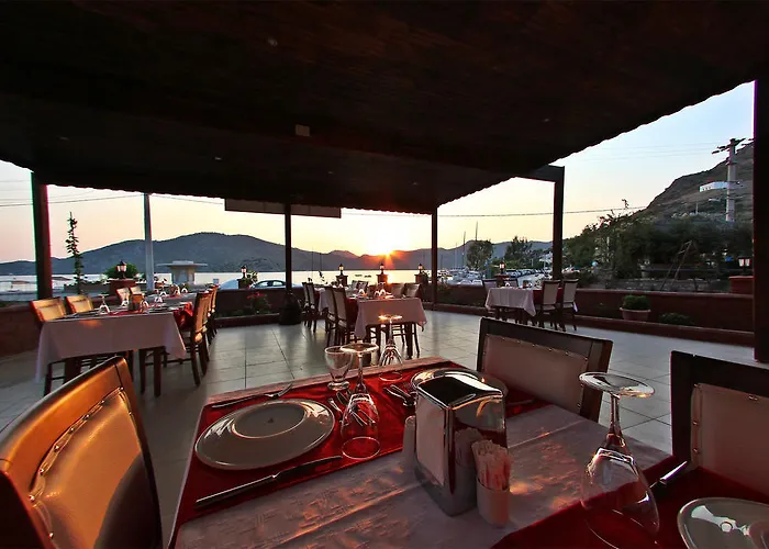 Hotel Defne Lorina