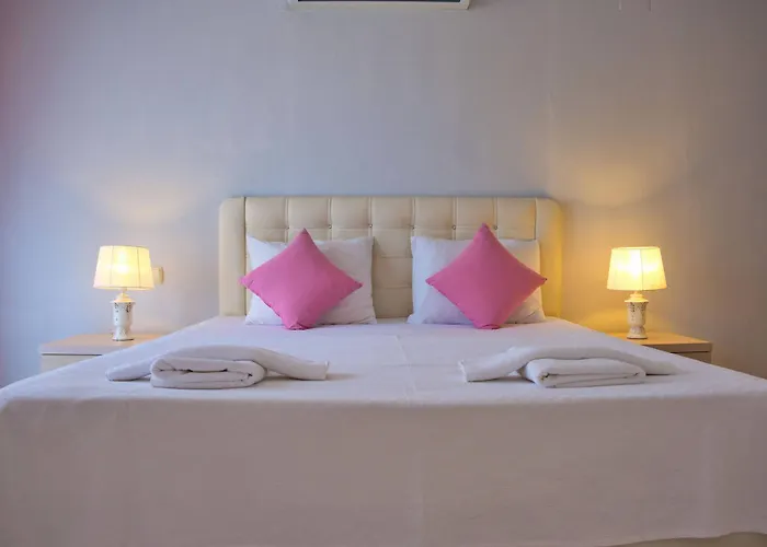 Defne Lorina Hotel Marmaris