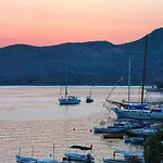 Hotel Defne Lorina 2*