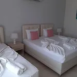 Defne Lorina Hotel