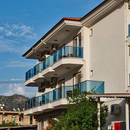 Otel Defne Lorina 2*